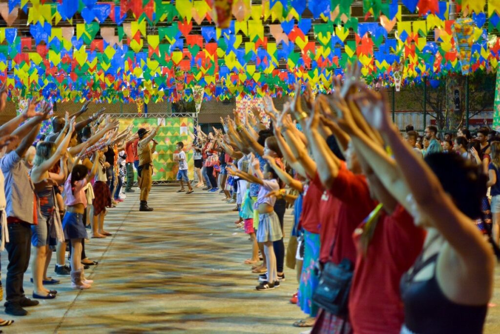 Pratos típicos das festas juninas pelo Brasil